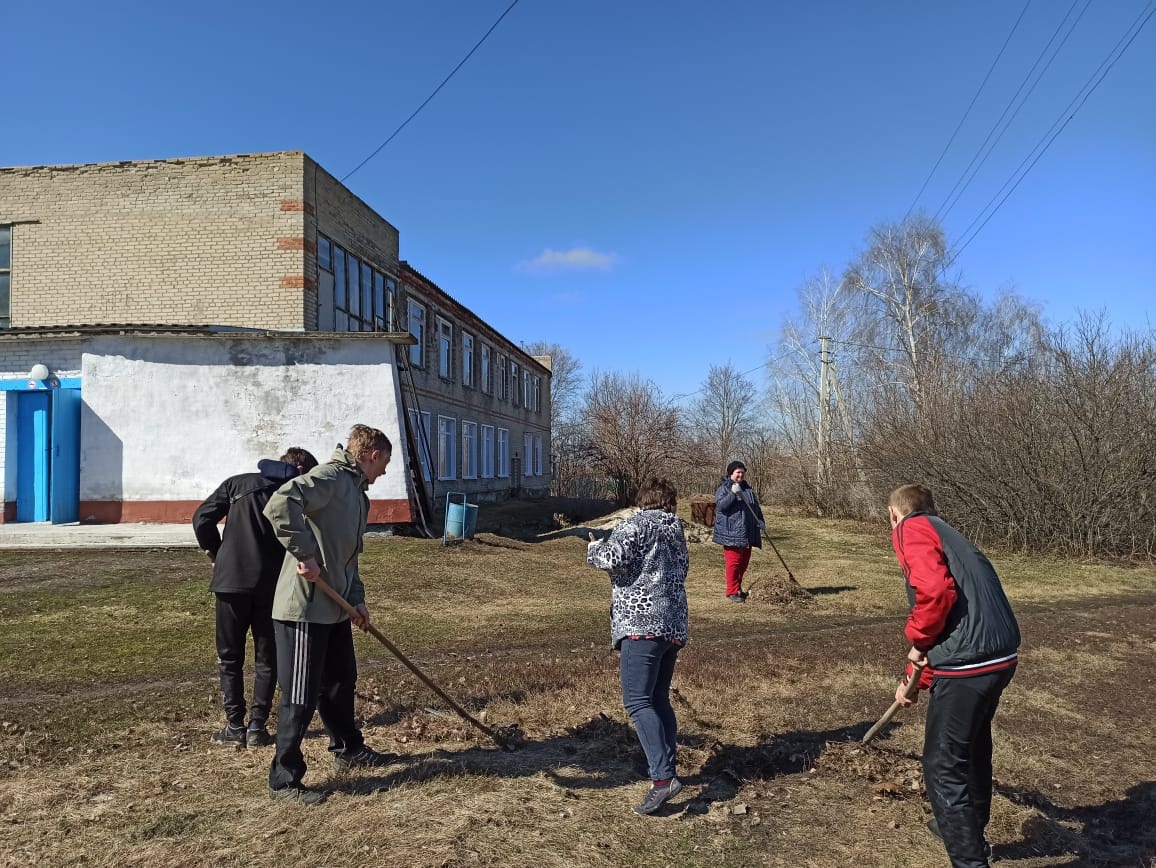 Выходной с пользой для ребят прошёл в Александровском СДК.